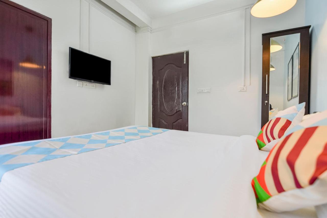 Hotel O Pop Tavern تريفِندرم المظهر الخارجي الصورة